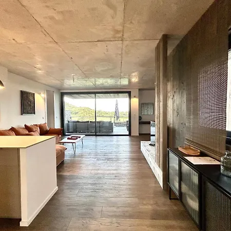 Les Lofts De Sainte-lucie-de-porto-vecchio * 생트-뤼시 드 포르토-벡시오