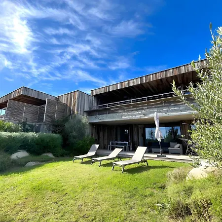 Les Lofts De Sainte-lucie-de-porto-vecchio * Сент-Люси-де-Пор